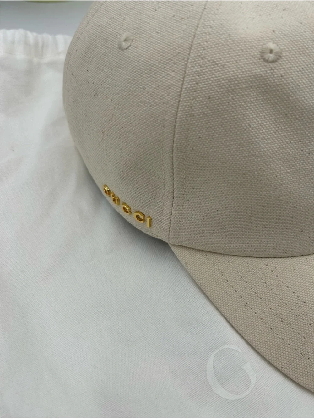 Unisex, Gucci, gold logo baseball cap size large made in Italy